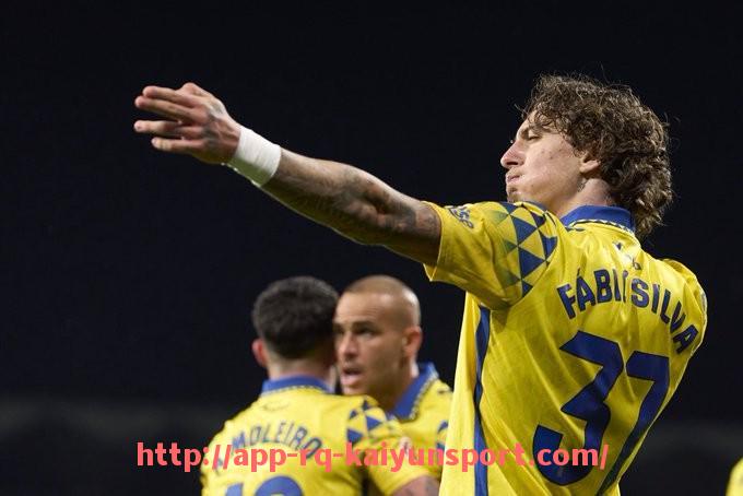 开云体育官网app下载-曼城对阵意甲球队的历史战绩统计及比赛精彩回顾